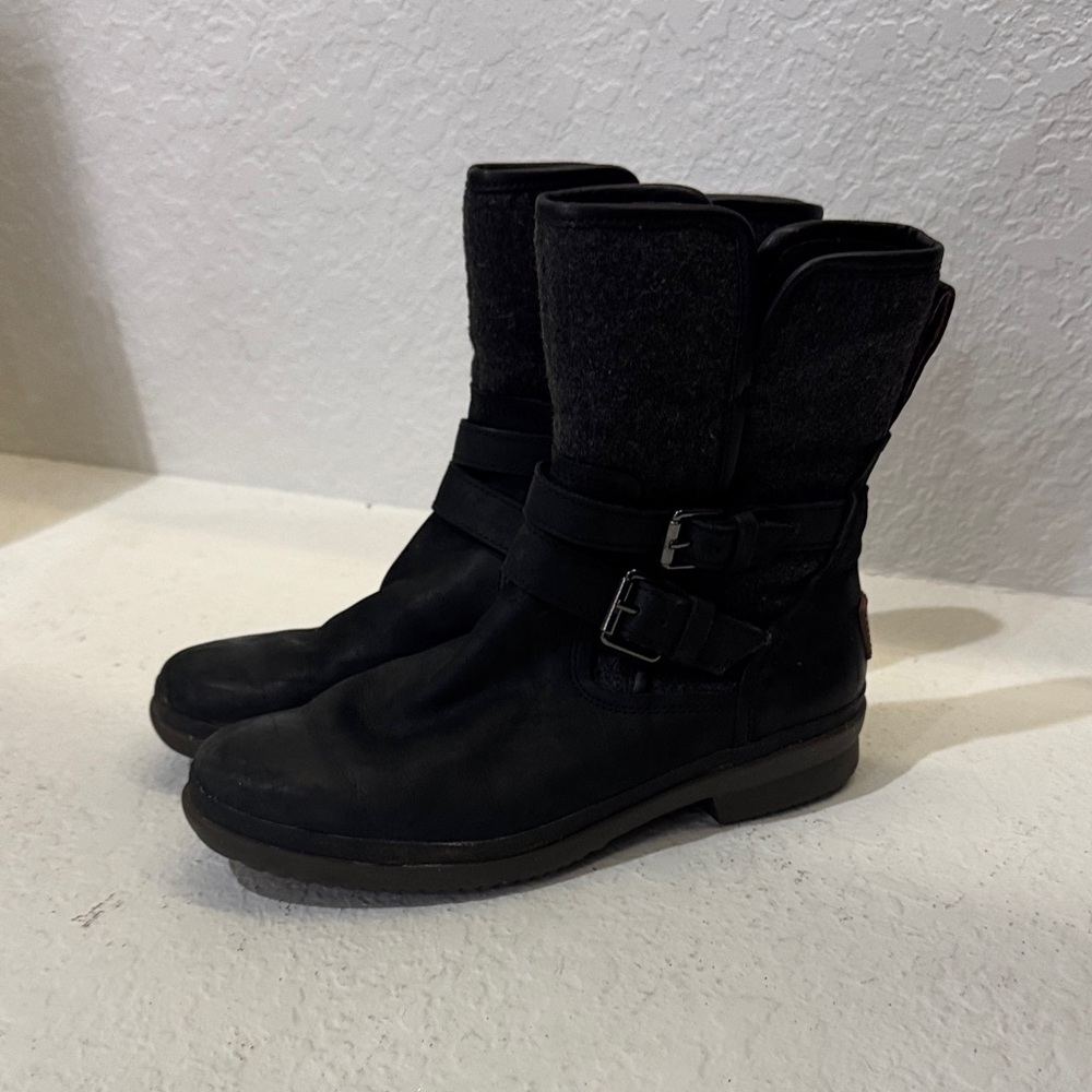 UGG SIMMENS Black Ankle Boots with Dual Buckles